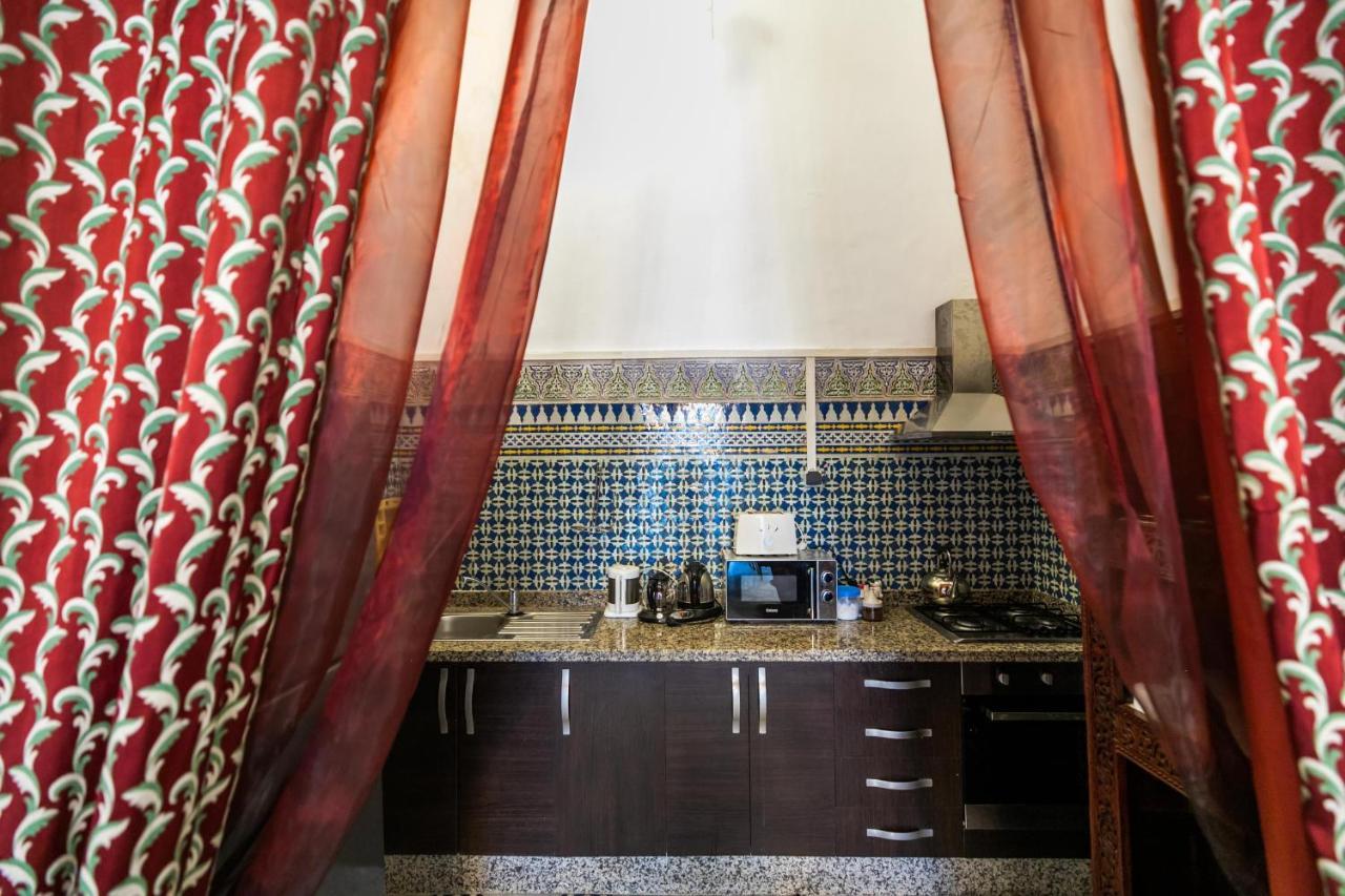 2 Bedroom Charming Apartment เฟส ภายนอก รูปภาพ
